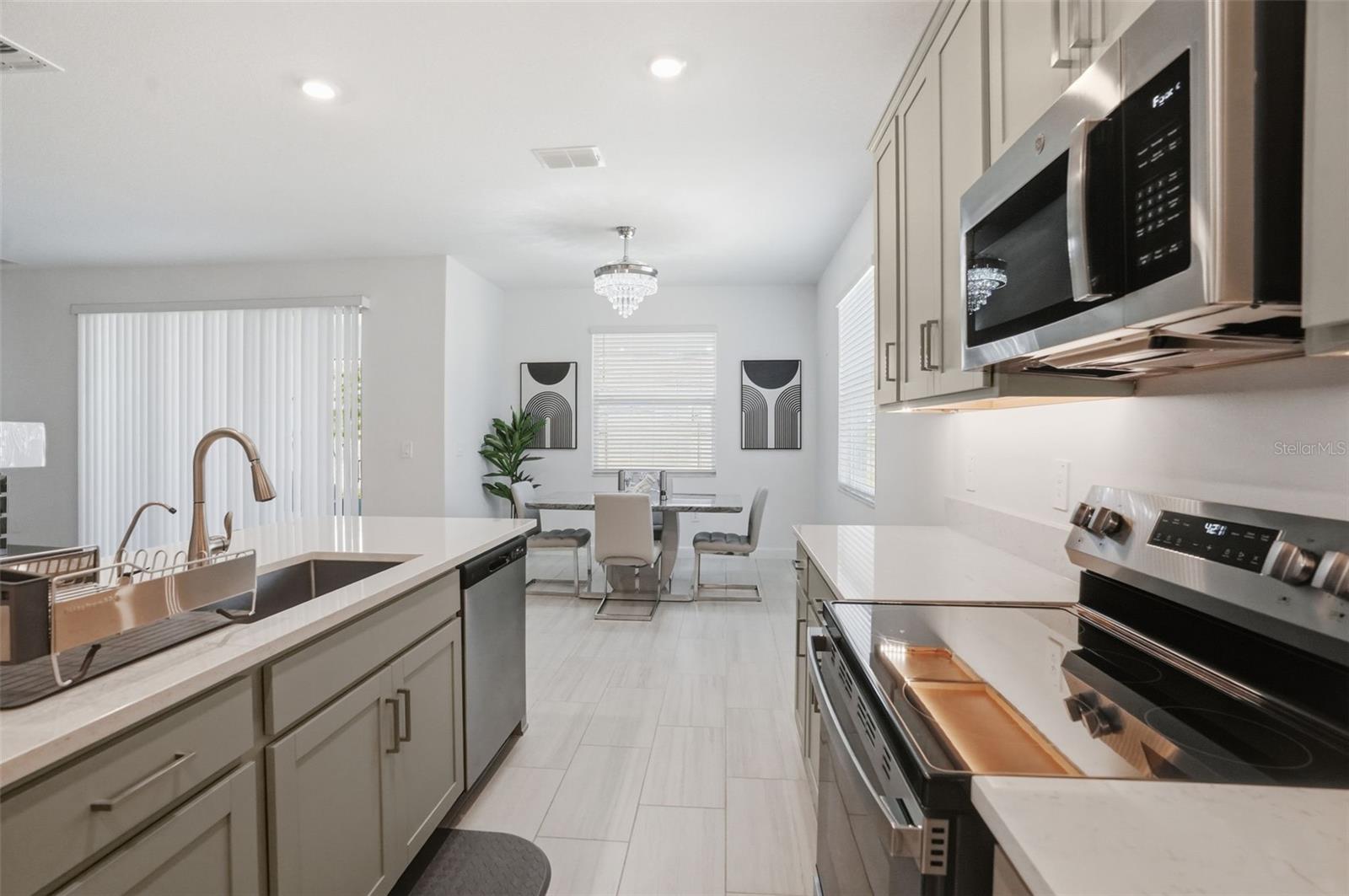 10770 TUPPER CAY DR, SAN ANTONIO, FL — photo 19