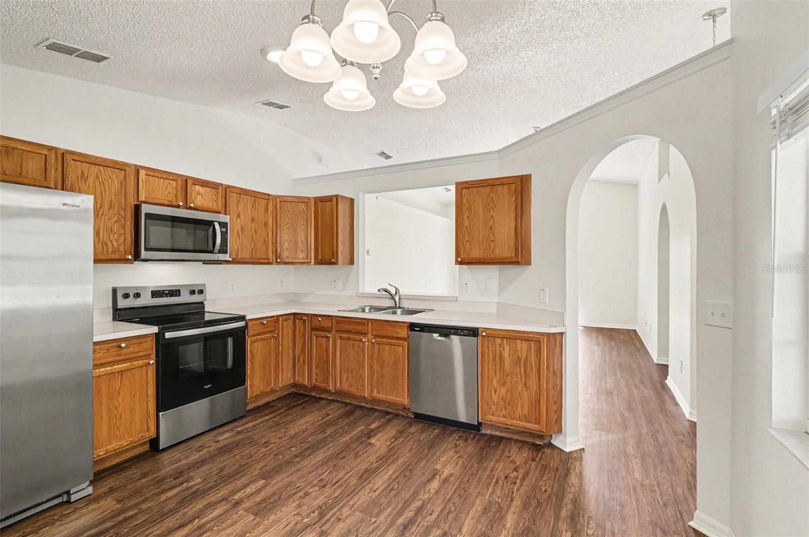 700 KENMOORE CT, EUSTIS, FL — photo 12