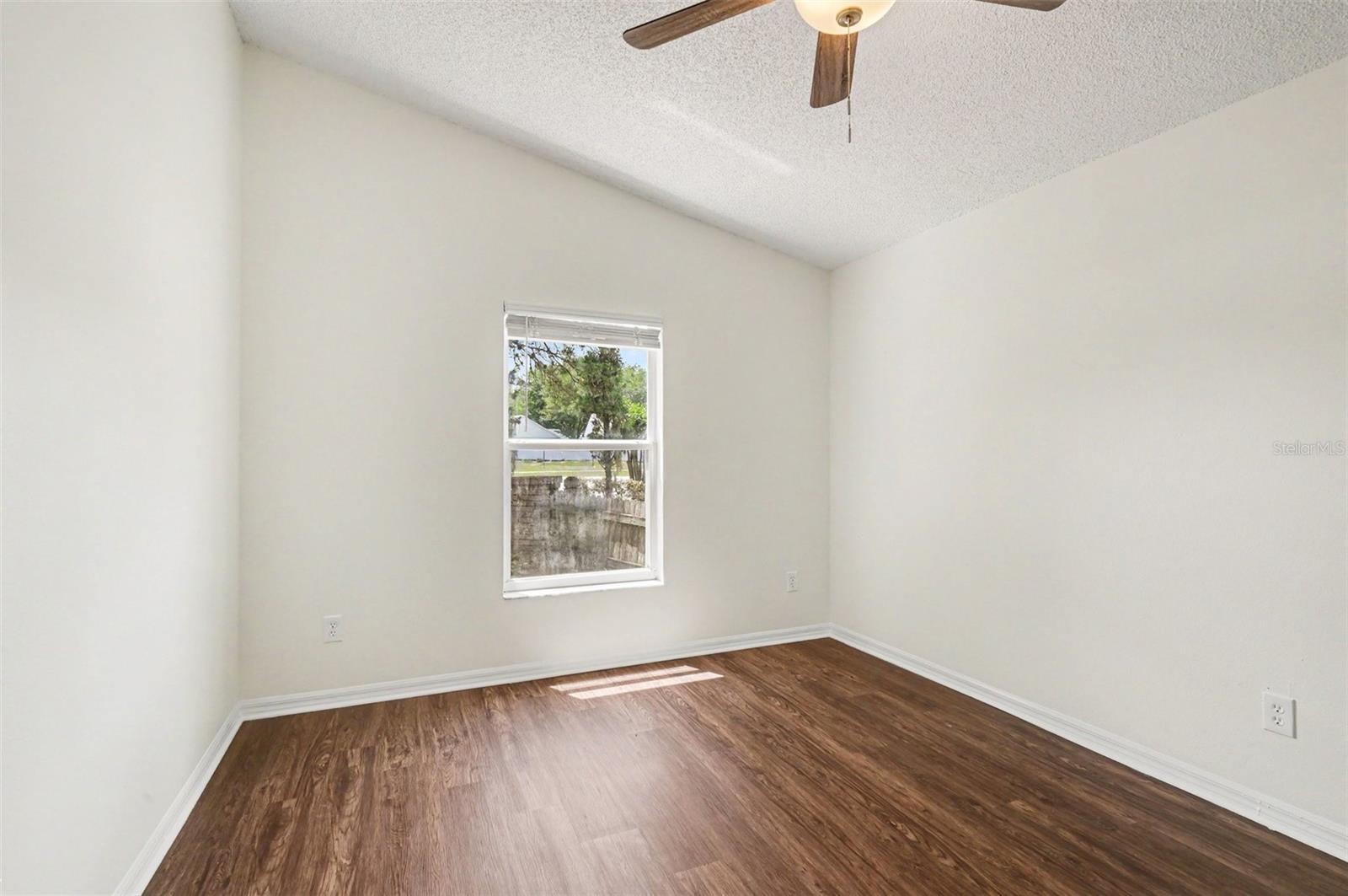700 KENMOORE CT, EUSTIS, FL — photo 15