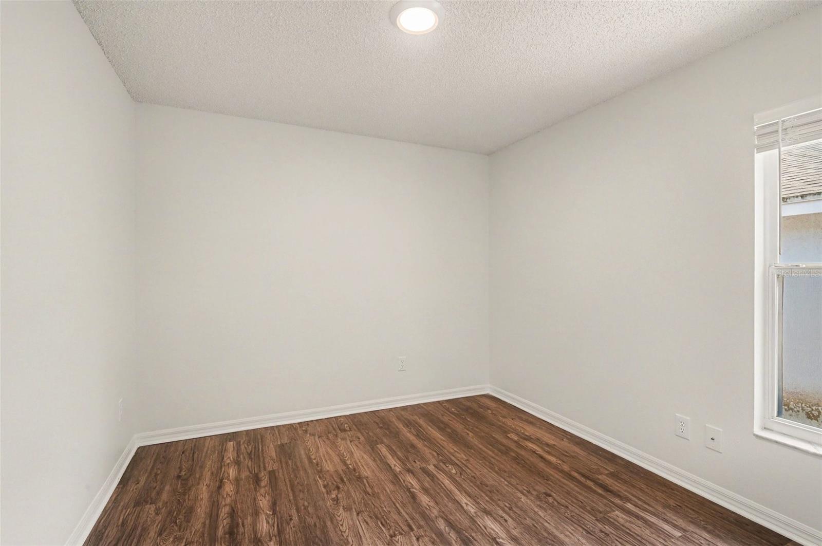 700 KENMOORE CT, EUSTIS, FL — photo 24