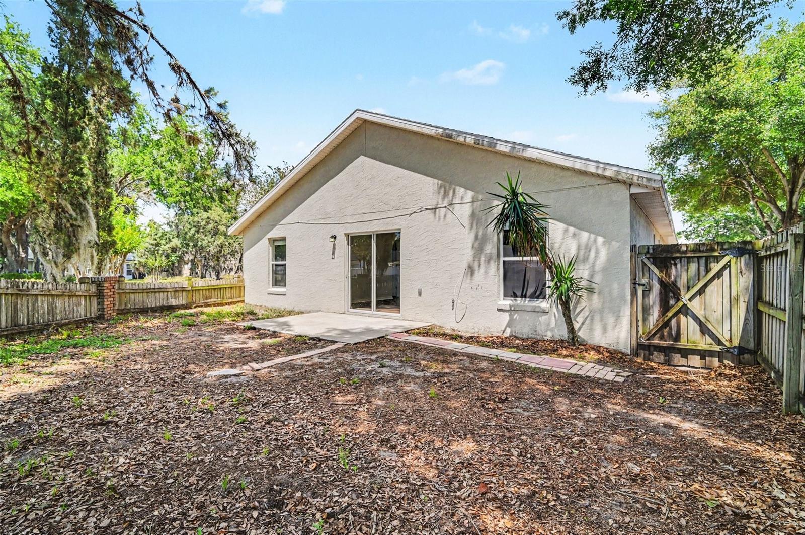 700 KENMOORE CT, EUSTIS, FL — photo 35