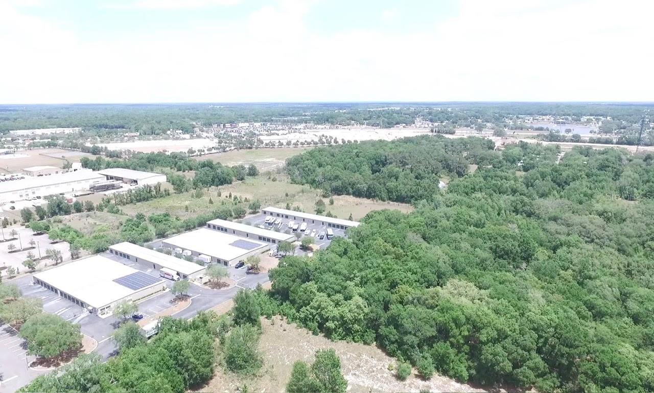 451 ROLLING ACRES RD, LADY LAKE, FL — photo 3