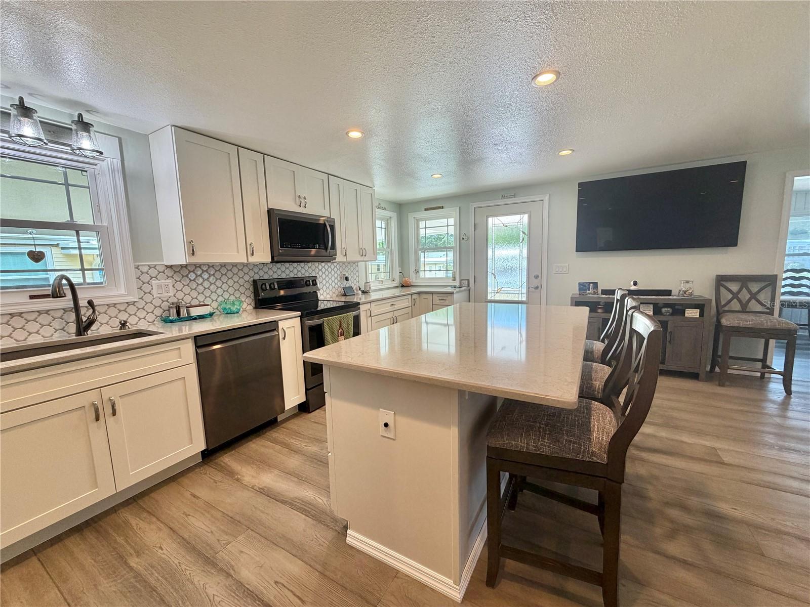 121 TAMARISK WAY, LEESBURG, FL — photo 19