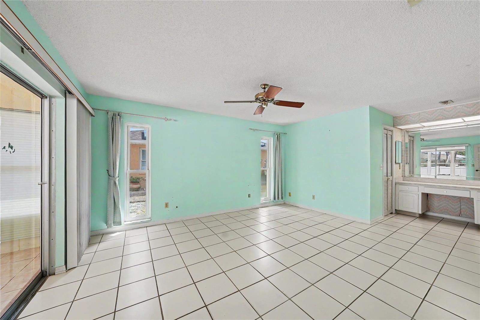 1703 NEW BEDFORD DR, SUN CITY CENTER, FL — photo 8