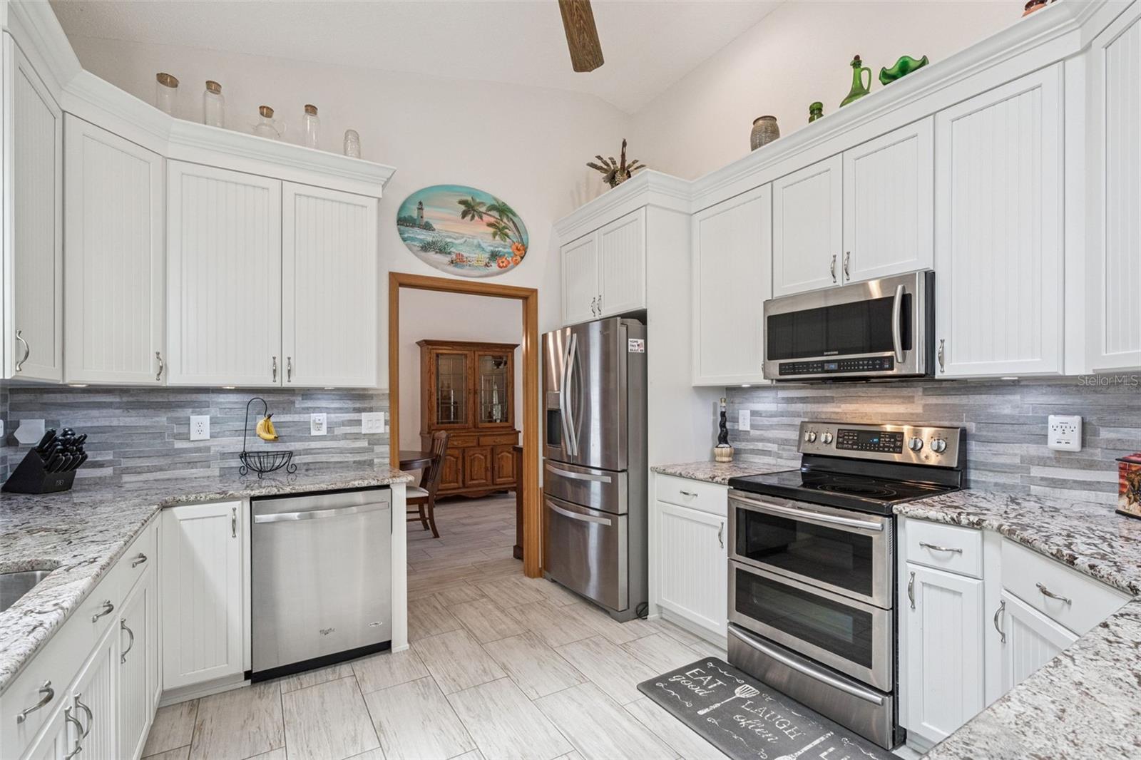 33939 VALENCIA DR, LEESBURG, FL — photo 13