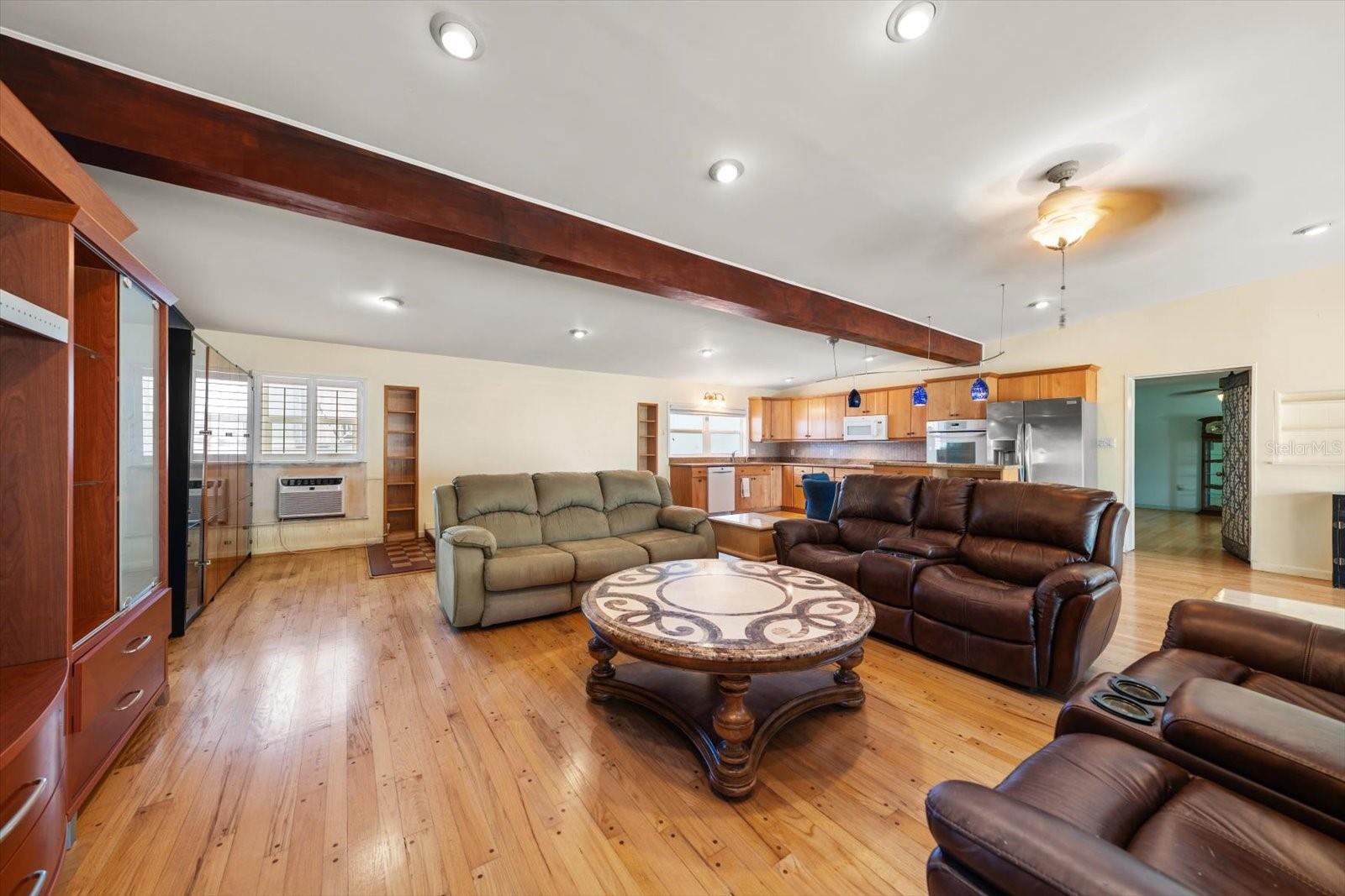 40 77TH AVE, TREASURE ISLAND, FL — photo 25