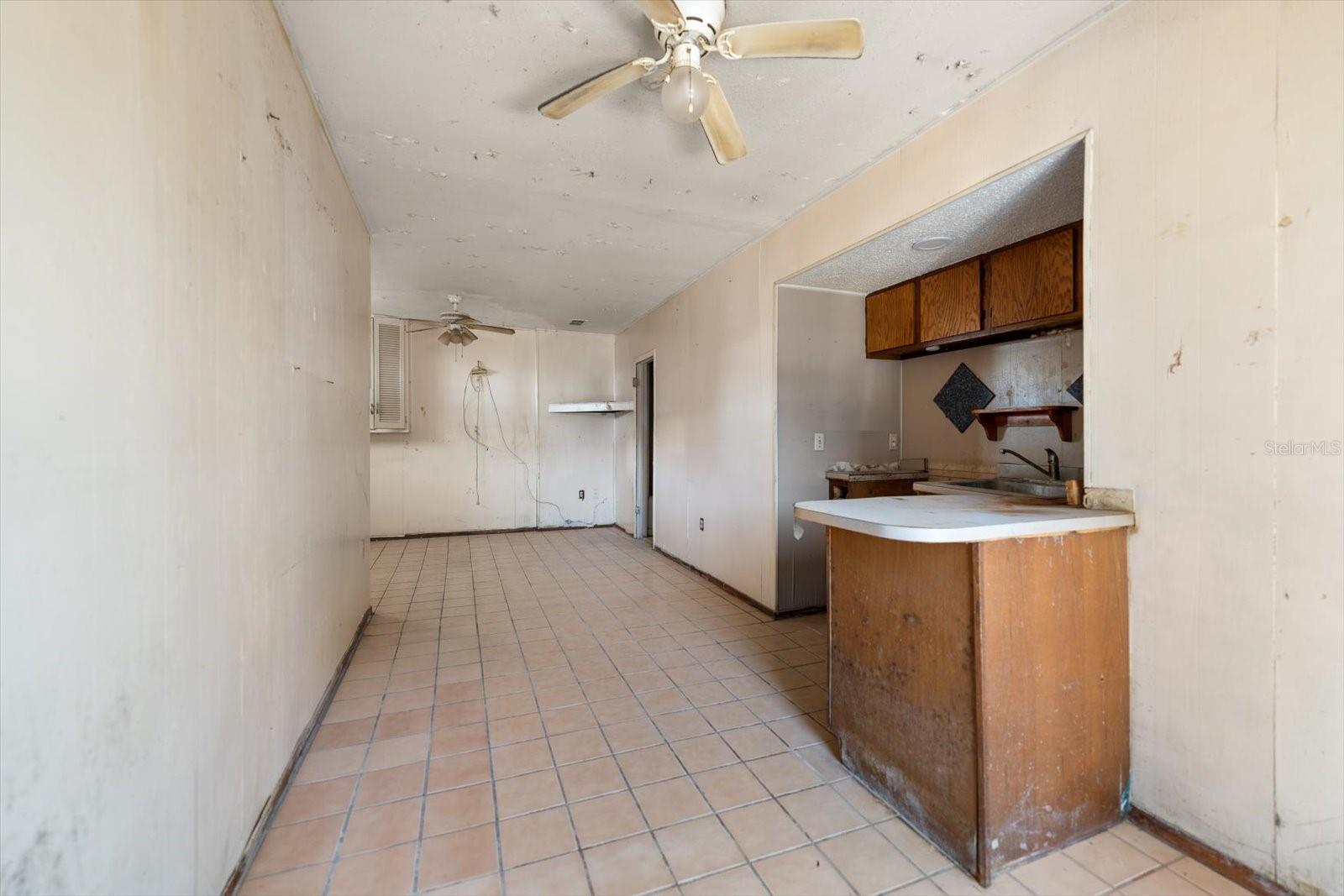 40 77TH AVE, TREASURE ISLAND, FL — photo 36