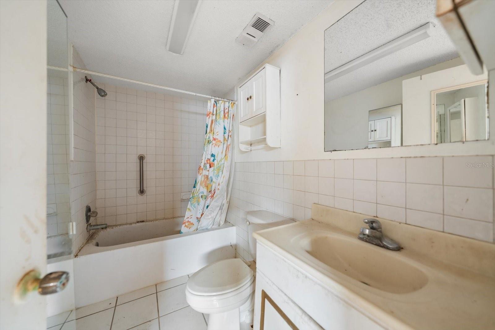 40 77TH AVE, TREASURE ISLAND, FL — photo 56