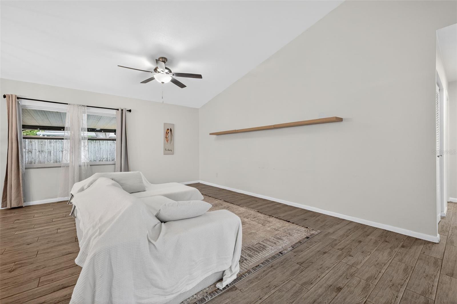 2705 LAKEVILLE DR, TAMPA, FL — photo 7