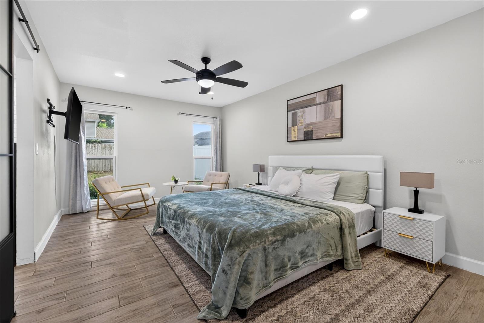 2705 LAKEVILLE DR, TAMPA, FL — photo 12