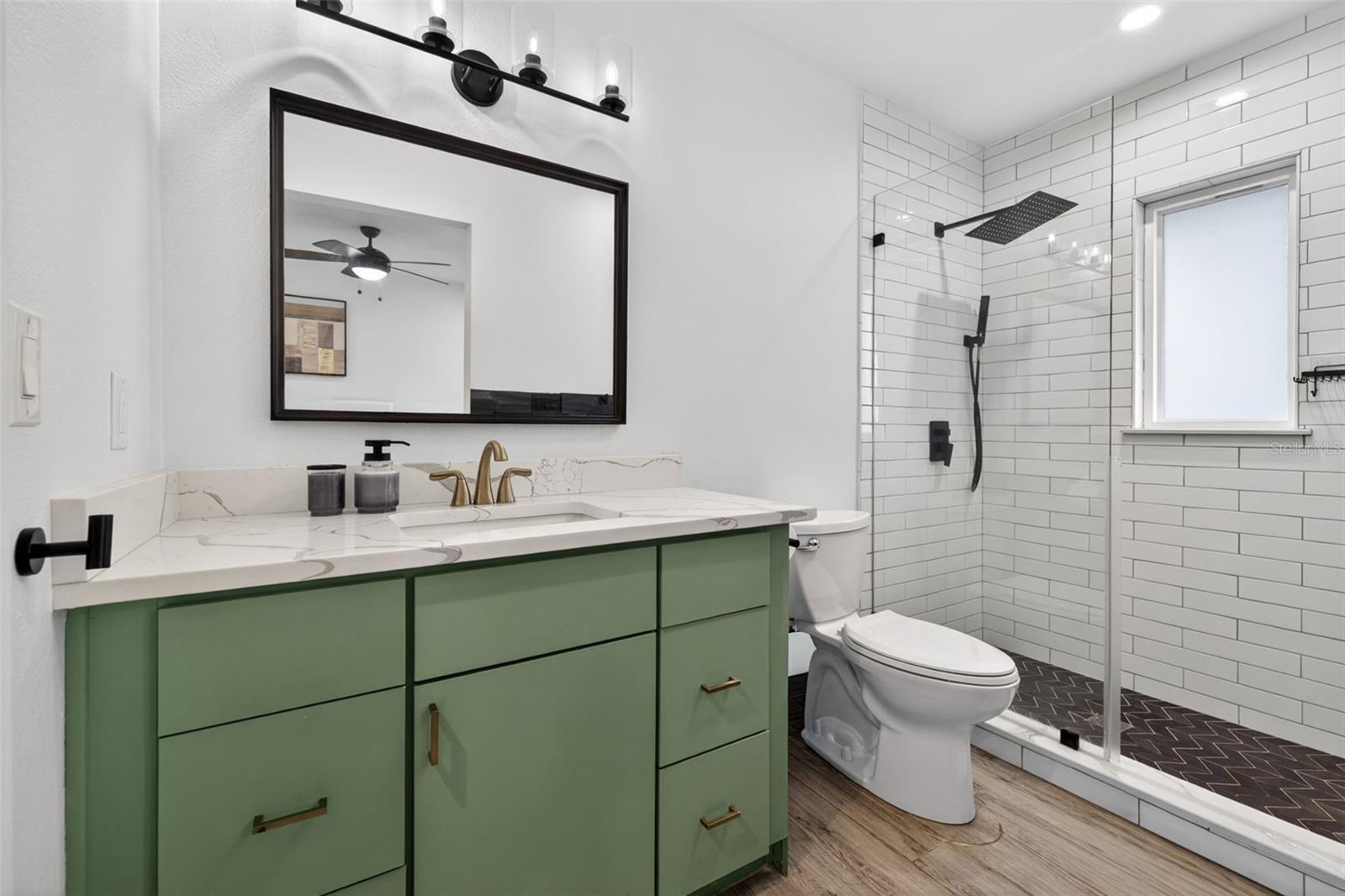 2705 LAKEVILLE DR, TAMPA, FL — photo 14