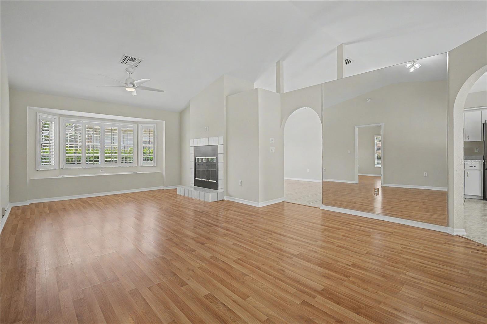 6208 HUNTINGTON DRIVE, ZEPHYRHILLS, FL — photo 12