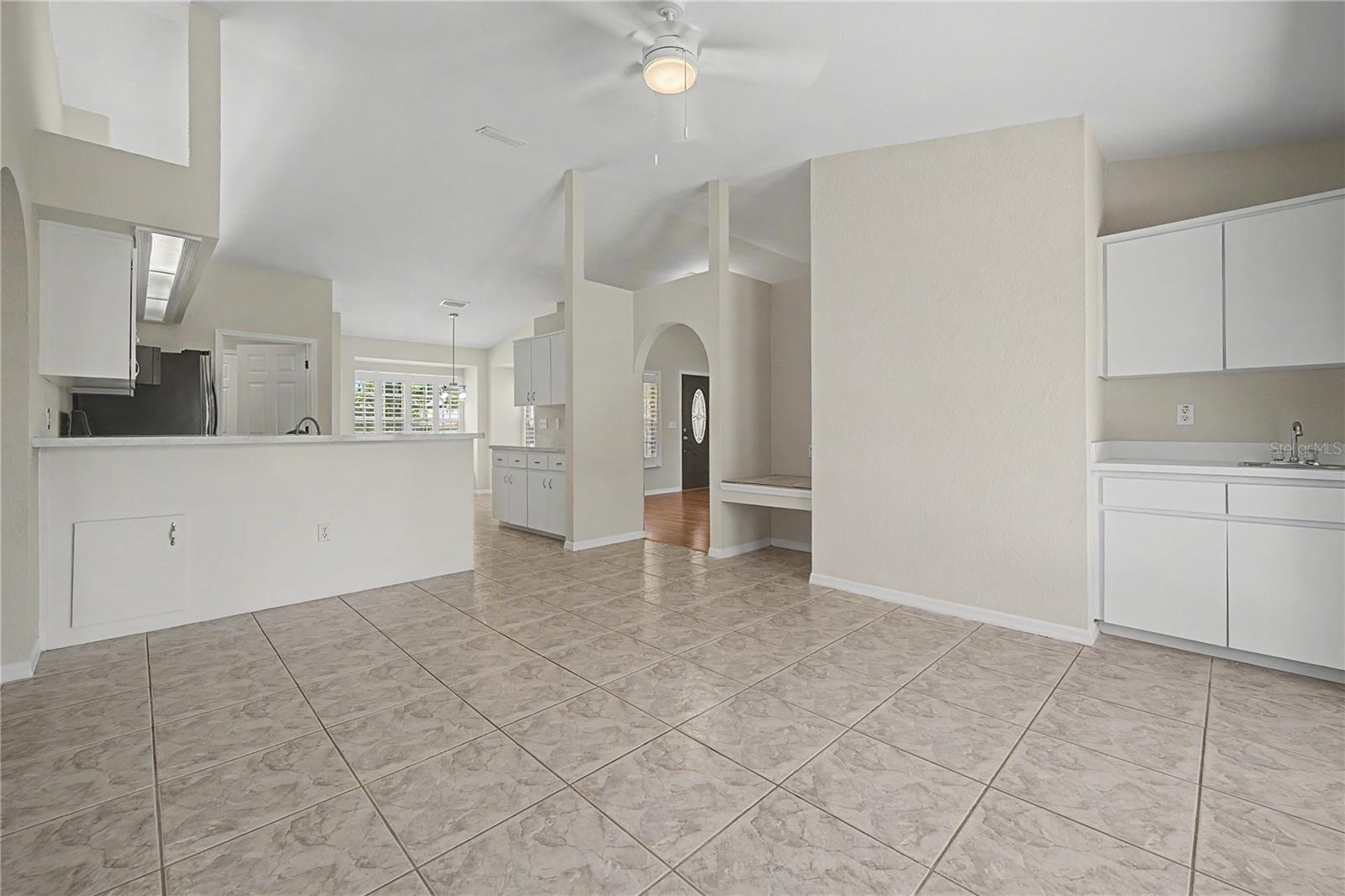6208 HUNTINGTON DRIVE, ZEPHYRHILLS, FL — photo 28