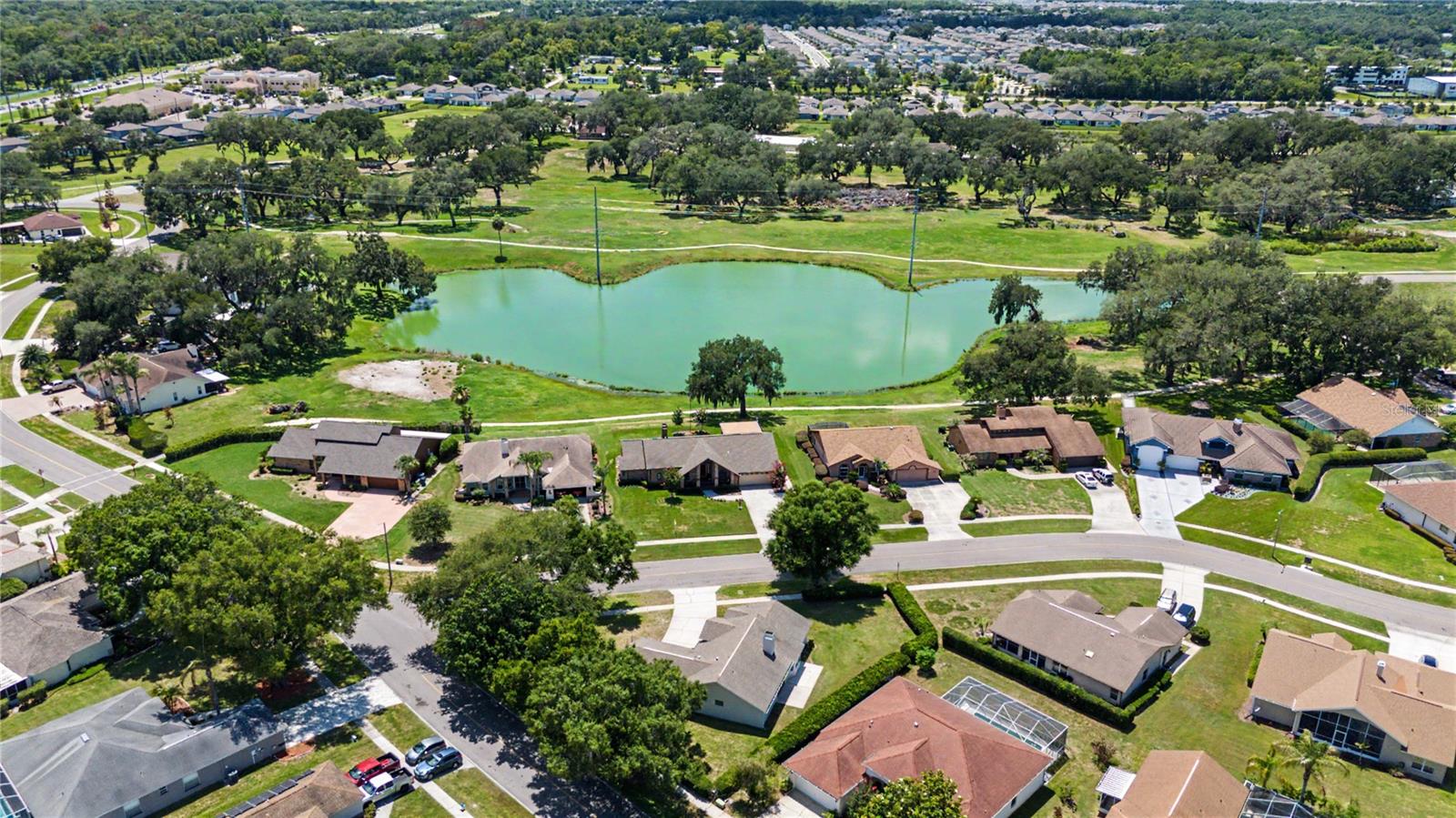 6208 HUNTINGTON DRIVE, ZEPHYRHILLS, FL — photo 44