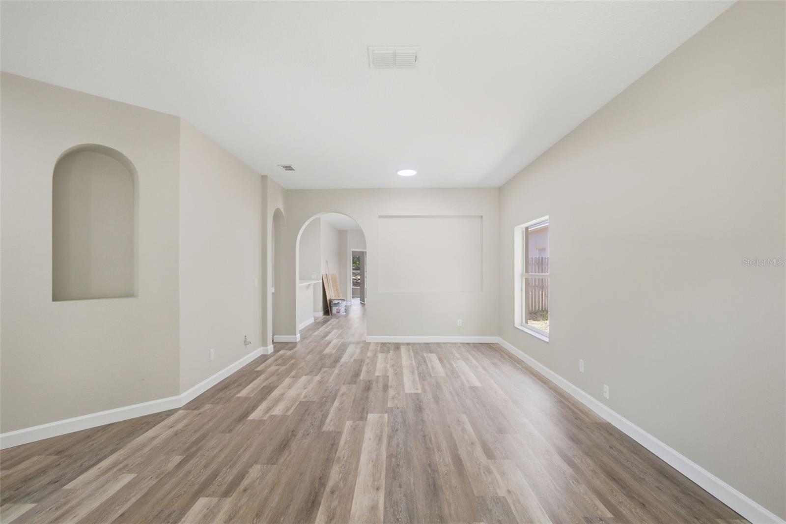 1212 LONGVILLE CIR, TAVARES, FL — photo 15