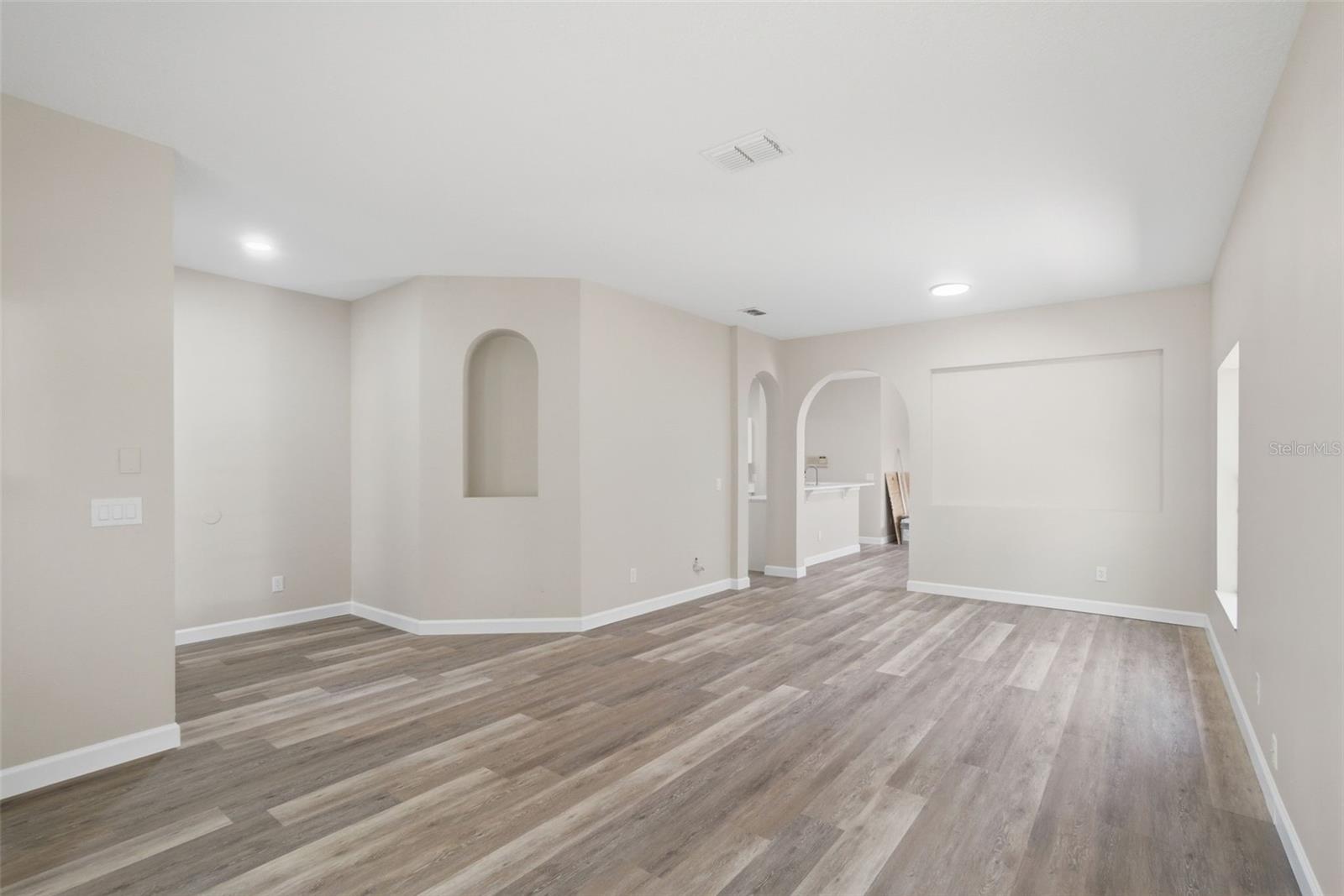 1212 LONGVILLE CIR, TAVARES, FL — photo 20
