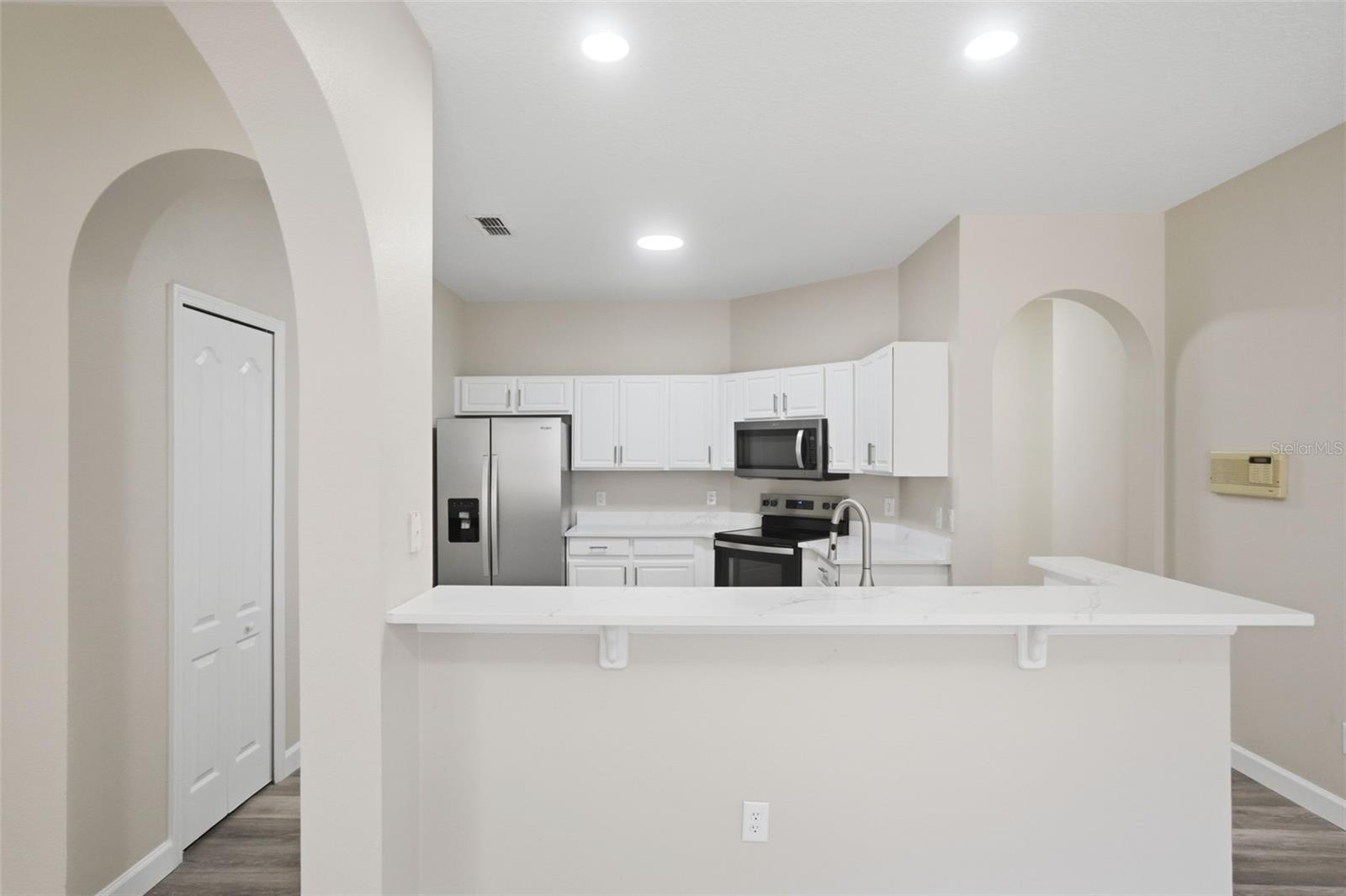 1212 LONGVILLE CIR, TAVARES, FL — photo 26