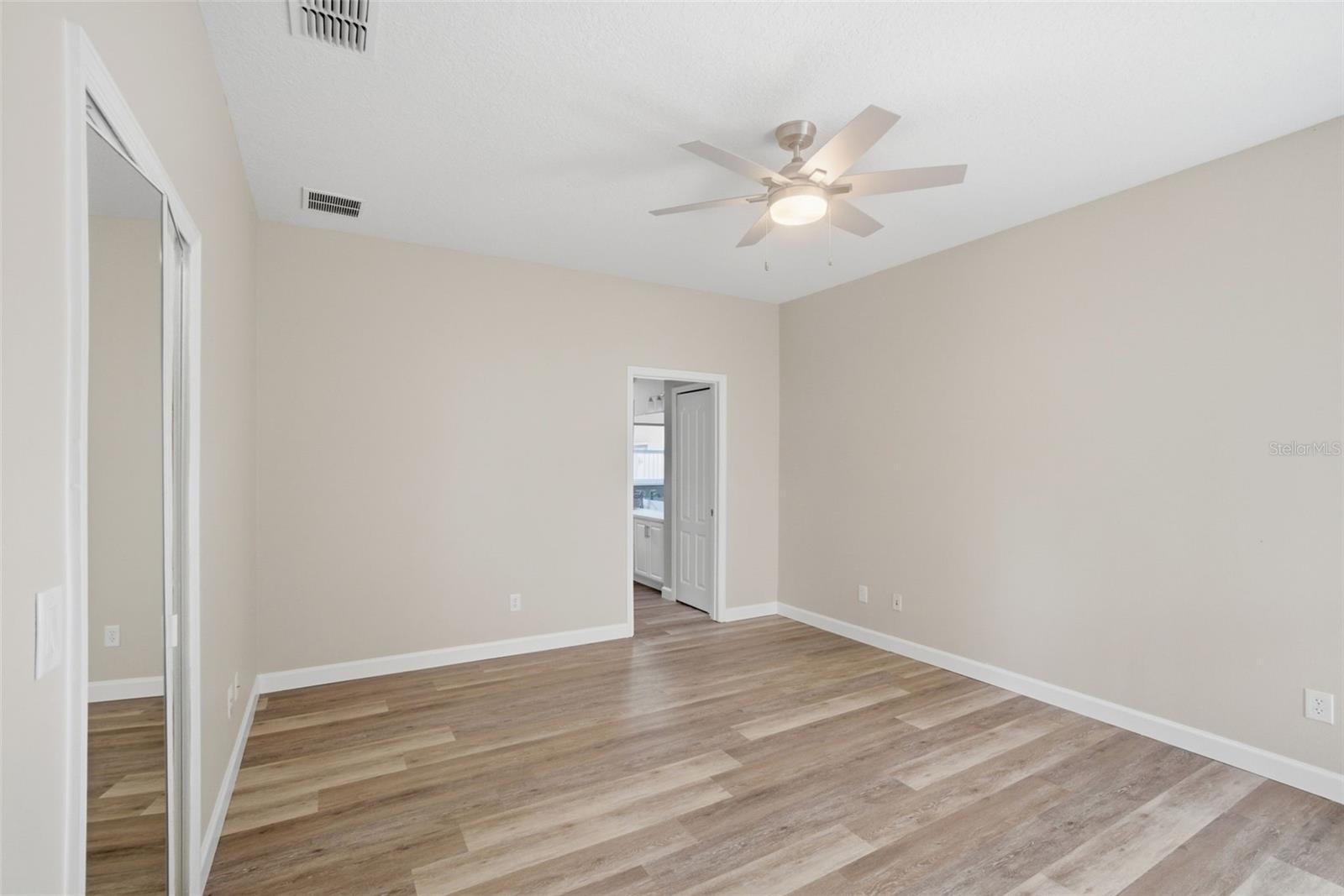 1212 LONGVILLE CIR, TAVARES, FL — photo 36