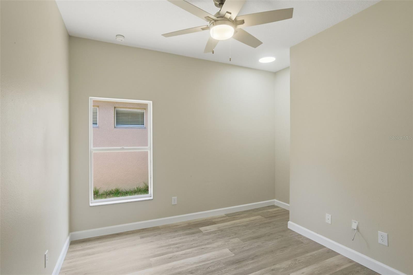 1212 LONGVILLE CIR, TAVARES, FL — photo 44