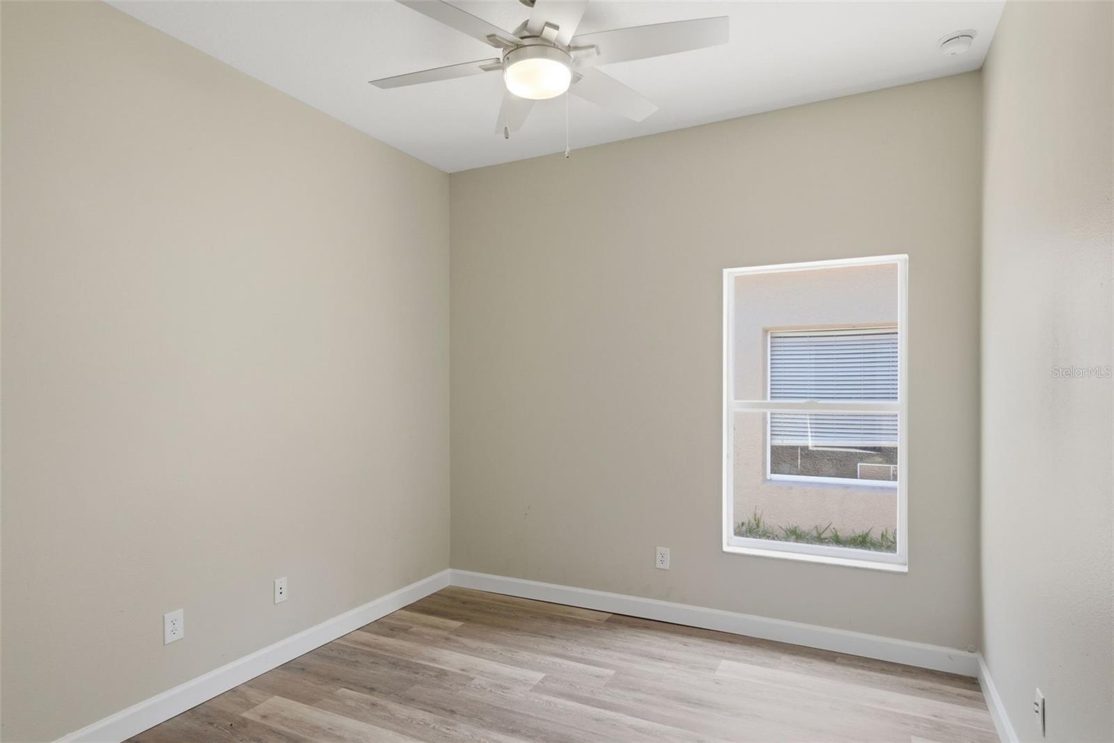 1212 LONGVILLE CIR, TAVARES, FL — photo 47