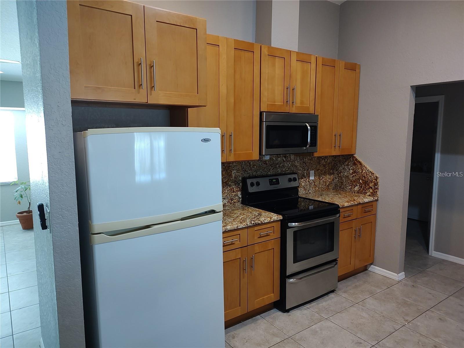 2051 LOGSDON ST, NORTH PORT, FL — photo 4