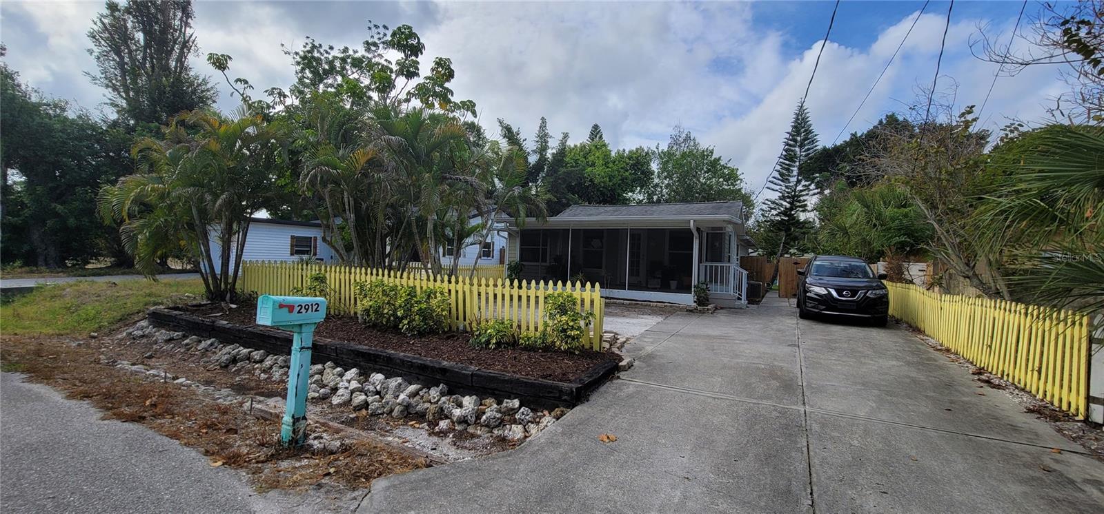 2912 HAWTHORNE ST, SARASOTA, FL — photo 3