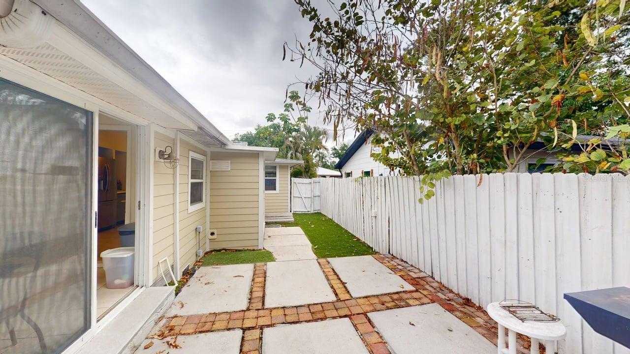 2912 HAWTHORNE ST, SARASOTA, FL — photo 43