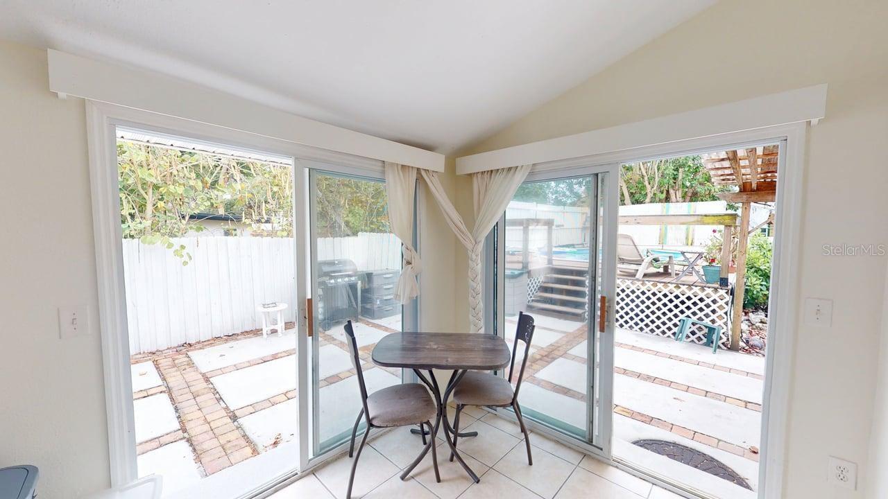 2912 HAWTHORNE ST, SARASOTA, FL — photo 22