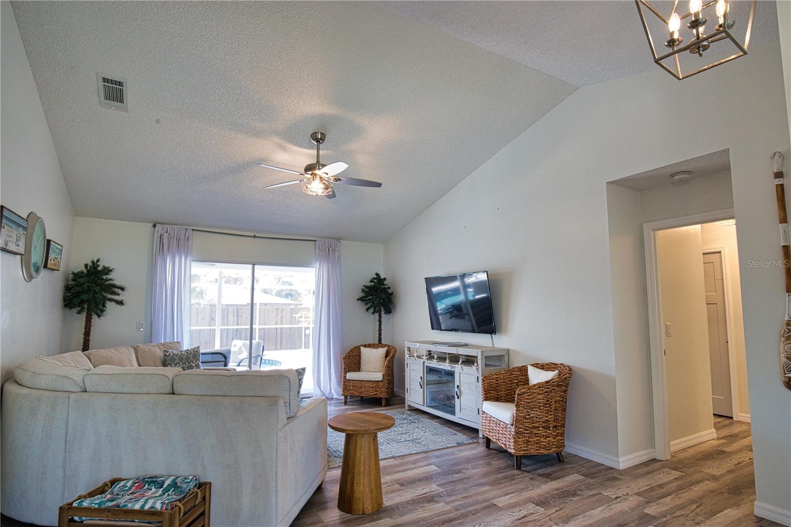 815 ACADIA RD, VENICE, FL — photo 4