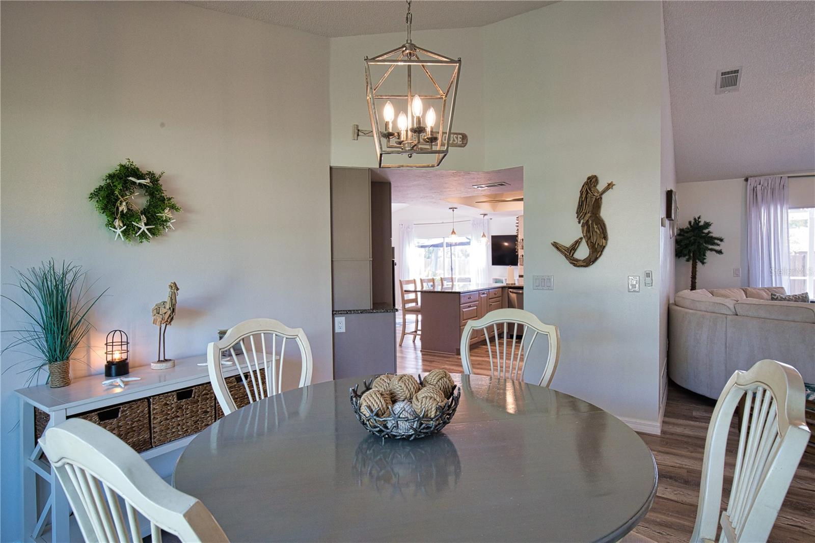 815 ACADIA RD, VENICE, FL — photo 8
