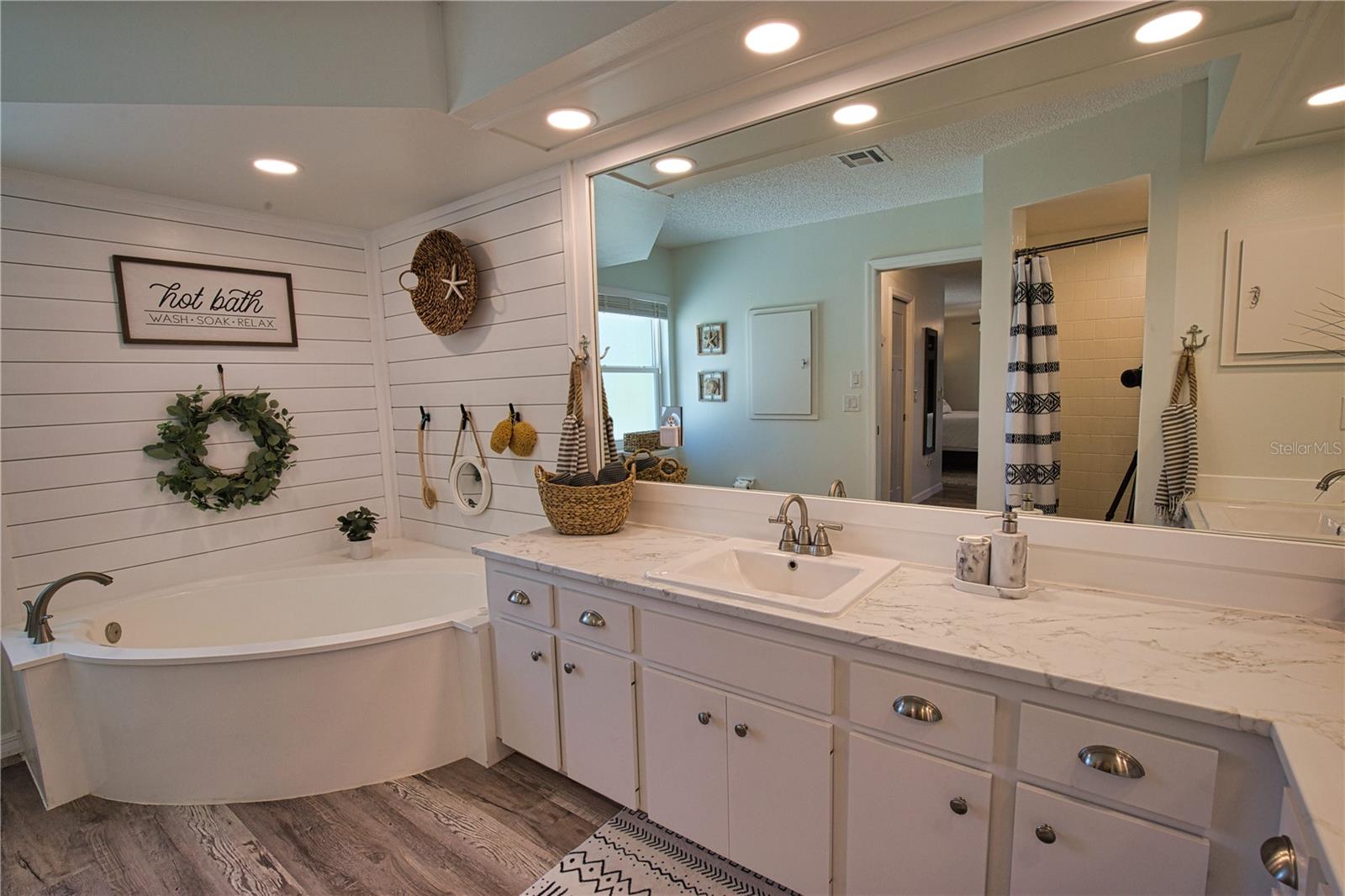 815 ACADIA RD, VENICE, FL — photo 30