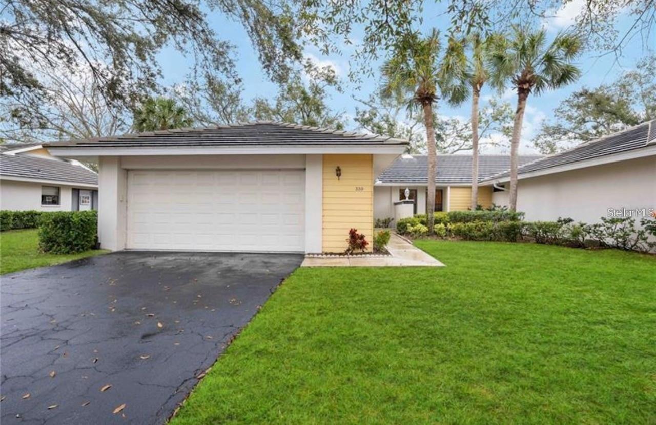 339 PEMBROKE LN S #228, VENICE, FL