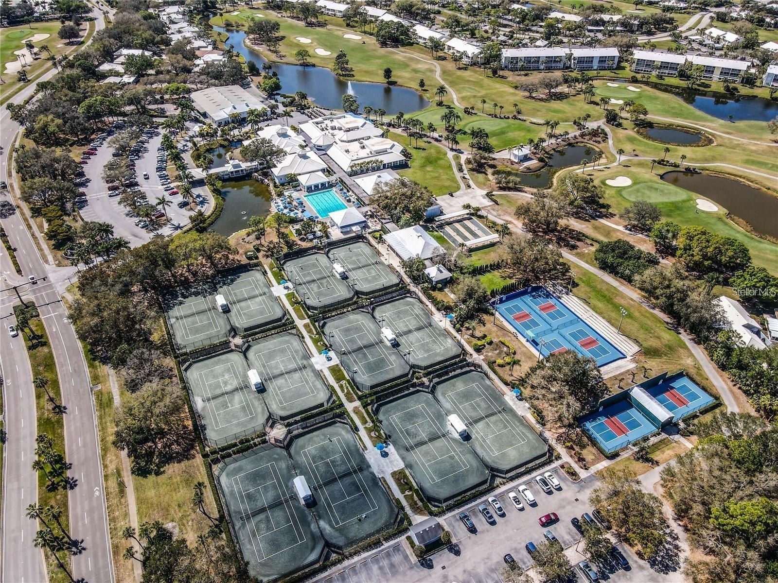 339 PEMBROKE LN S #228, VENICE, FL — photo 23