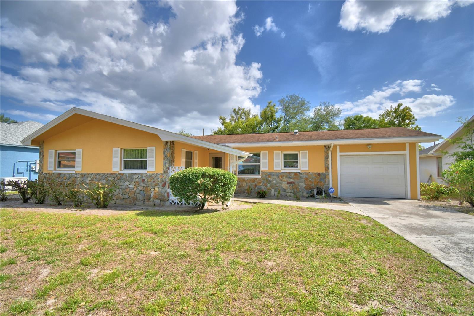 2779 ROBINWOOD DR, CLEARWATER, FL