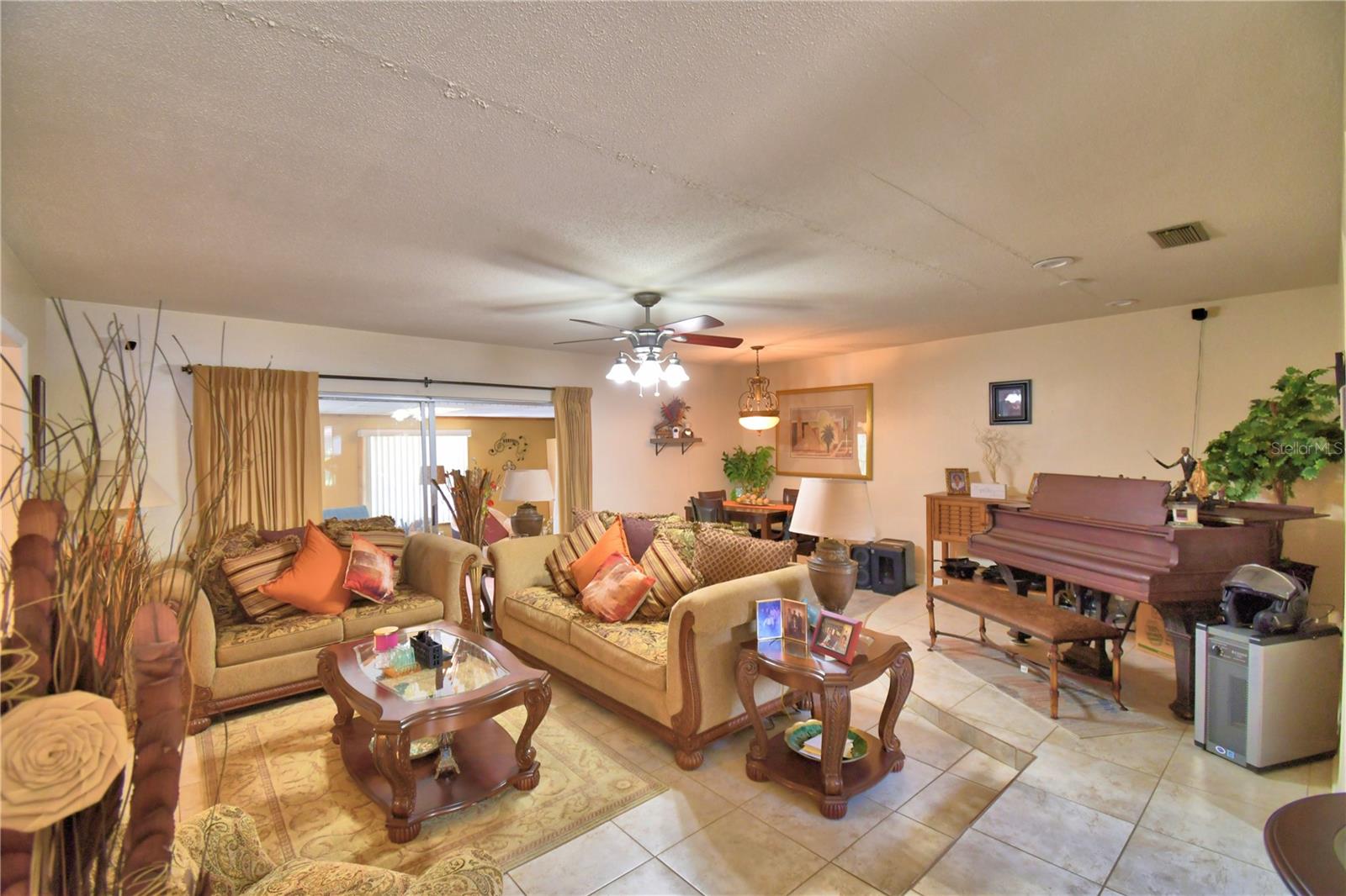 2779 ROBINWOOD DR, CLEARWATER, FL — photo 6