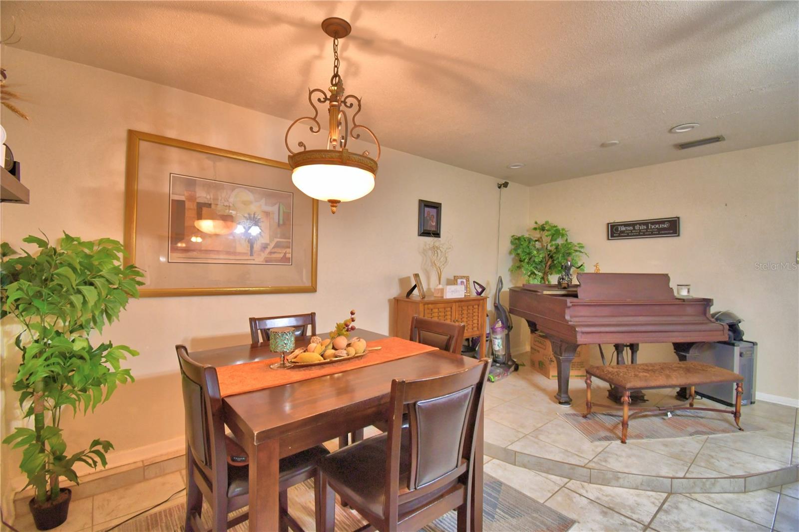 2779 ROBINWOOD DR, CLEARWATER, FL — photo 8