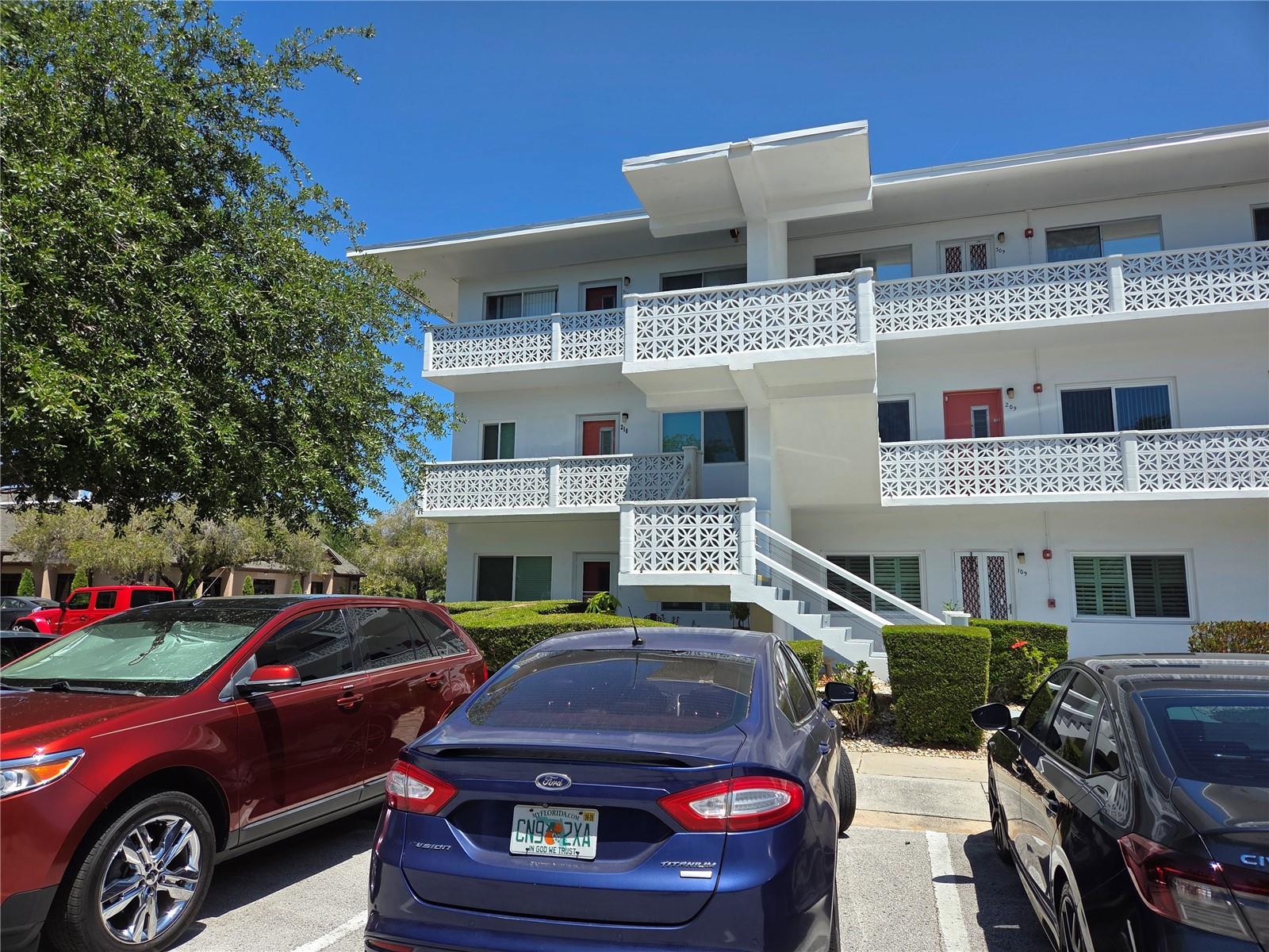 11225 82ND AVE #309, SEMINOLE, FL