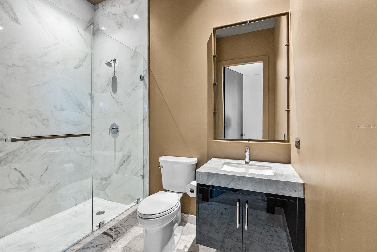3020 W SANTIAGO ST #1, TAMPA, FL — photo 46