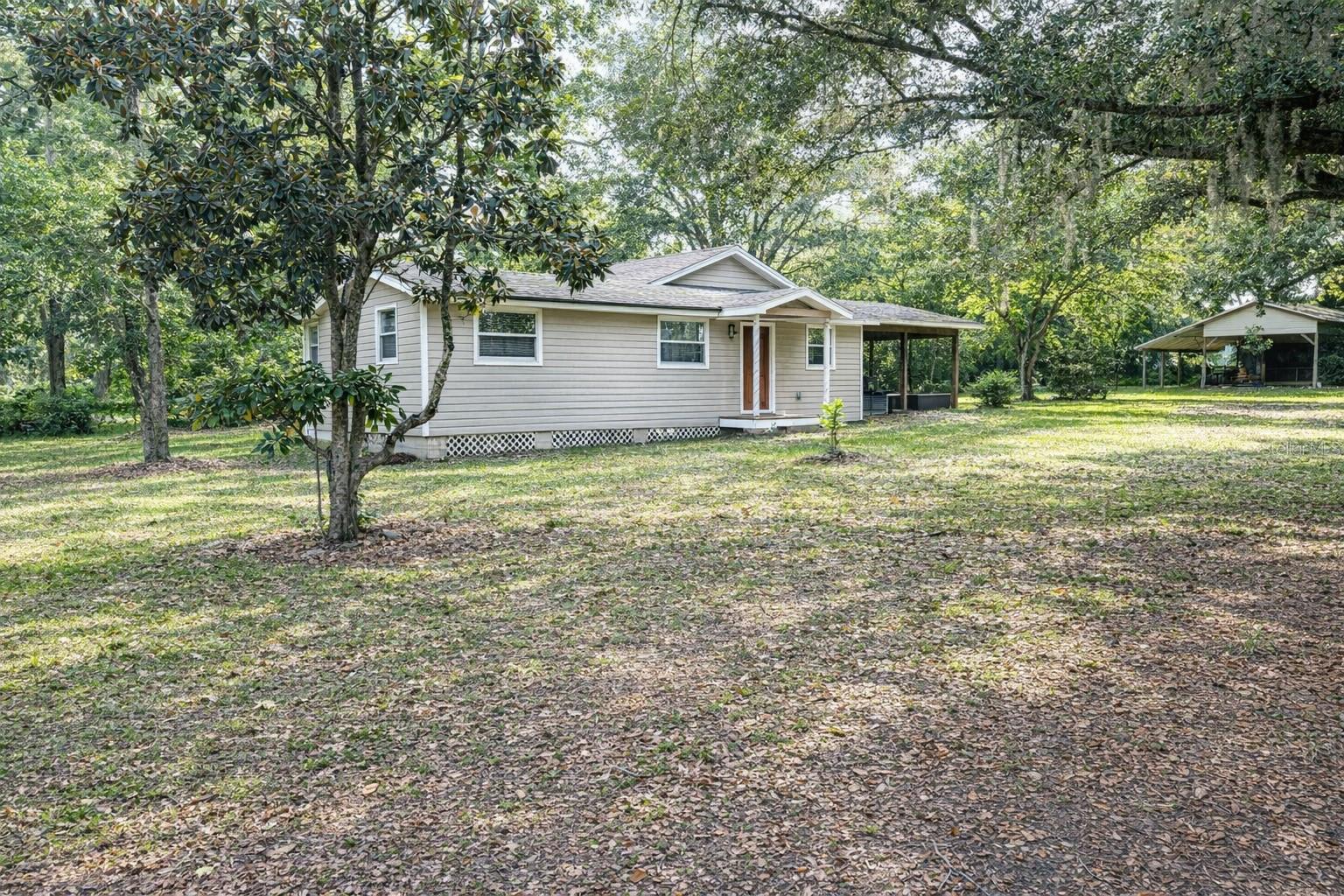 10019 CURLEY RD, SAN ANTONIO, FL — photo 2