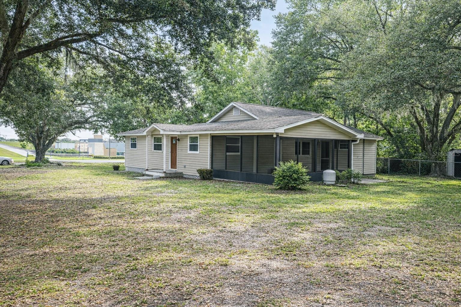 10019 CURLEY RD, SAN ANTONIO, FL — photo 10