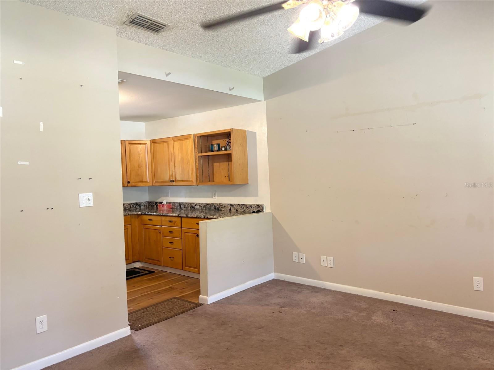 333 RIVIERA DR, CRESCENT CITY, FL — photo 5