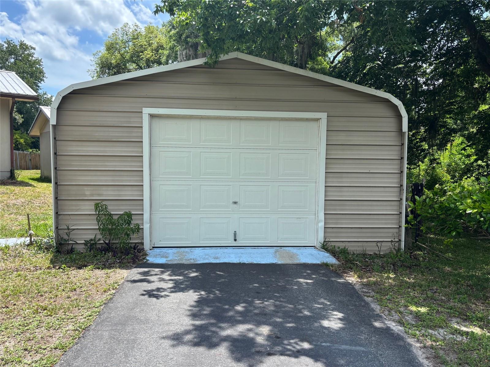 333 RIVIERA DR, CRESCENT CITY, FL — photo 17