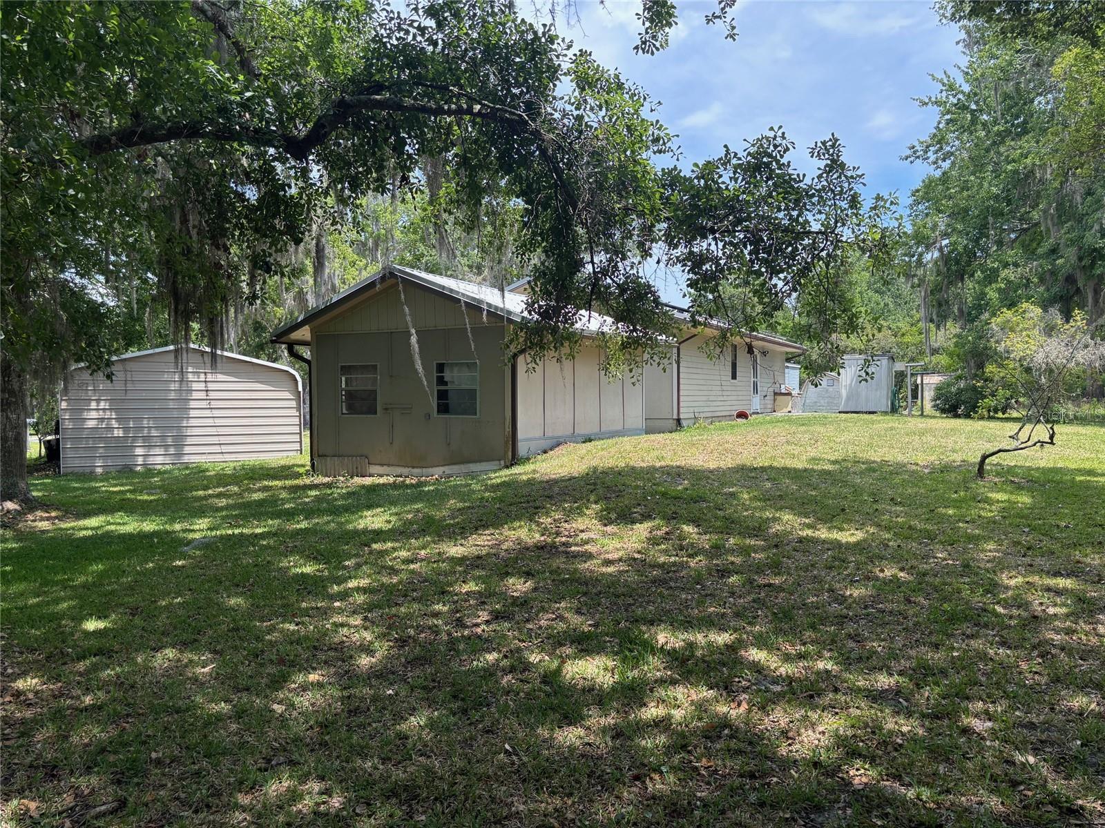 333 RIVIERA DR, CRESCENT CITY, FL — photo 19