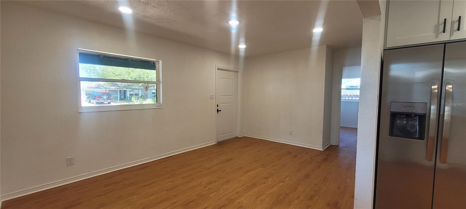 6023 FLORA TER, APOLLO BEACH, FL — photo 2