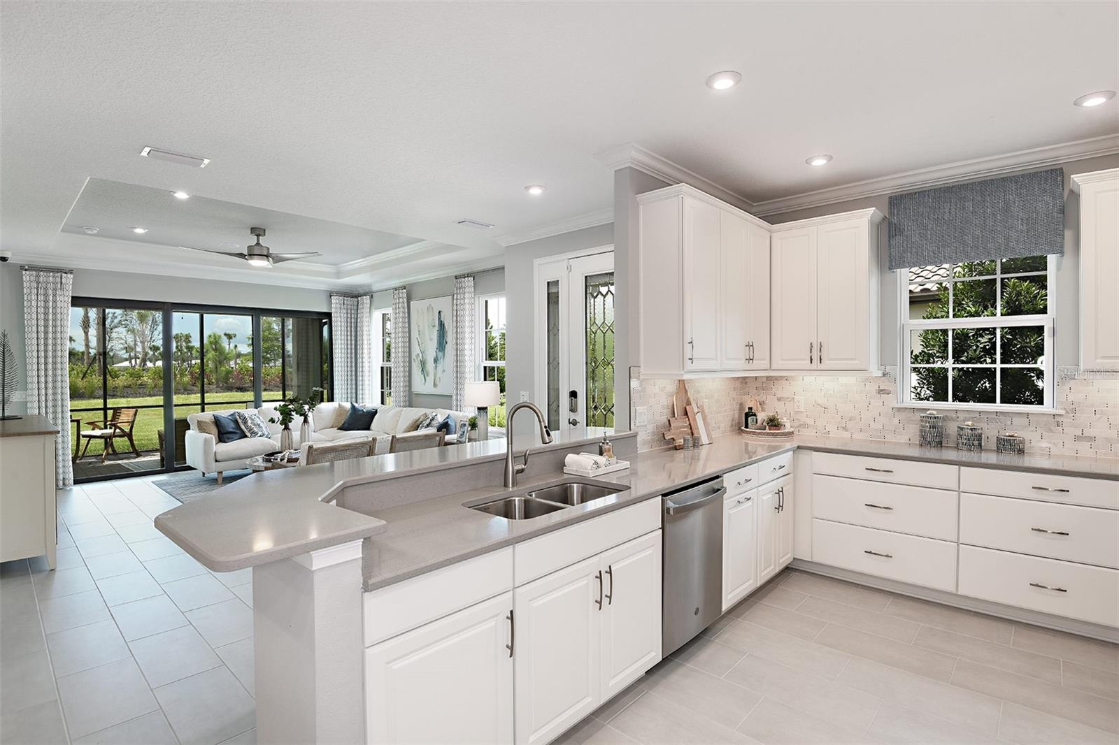 13316 SANTINI CIR, ENGLEWOOD, FL — photo 7