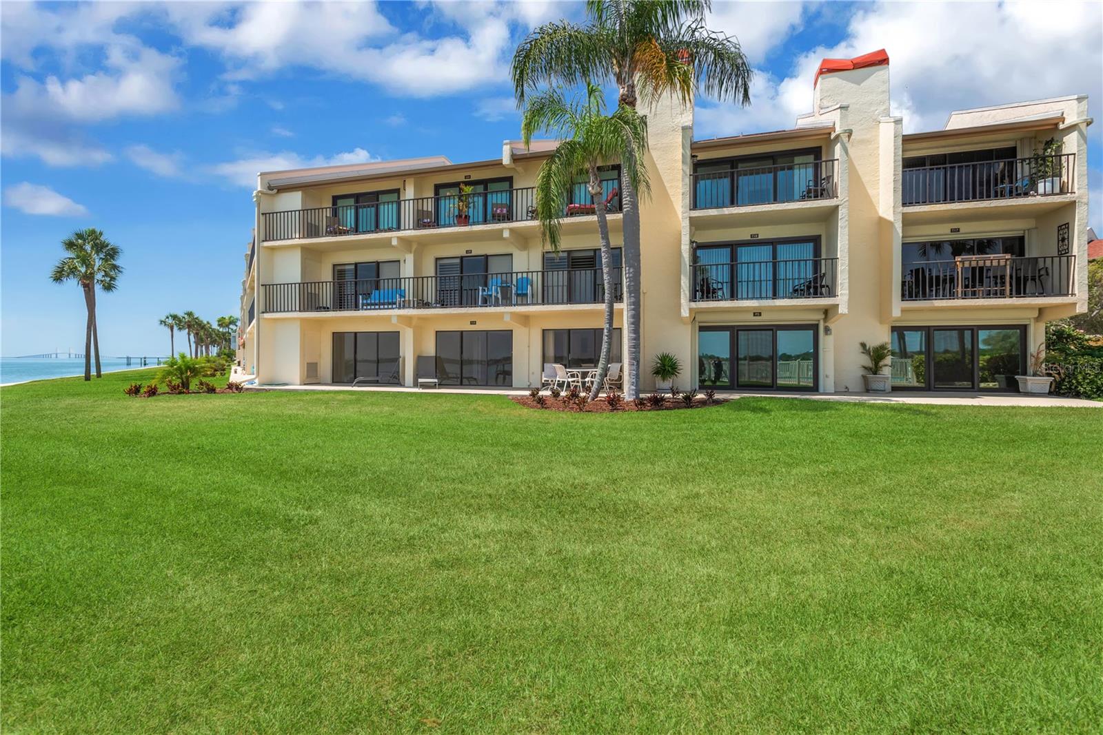 7520 SUNSHINE SKYWAY LN S #P5, ST PETERSBURG, FL — photo 15
