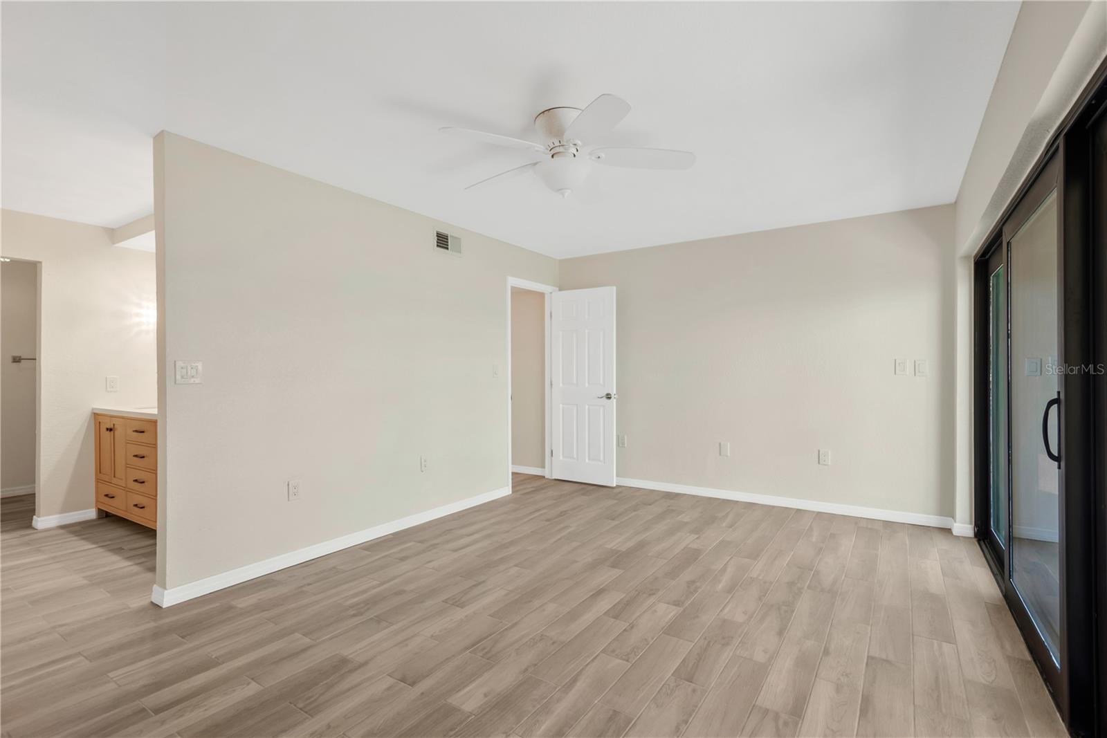 7520 SUNSHINE SKYWAY LN S #P5, ST PETERSBURG, FL — photo 25