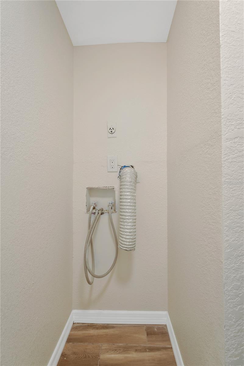 7520 SUNSHINE SKYWAY LN S #P5, ST PETERSBURG, FL — photo 28
