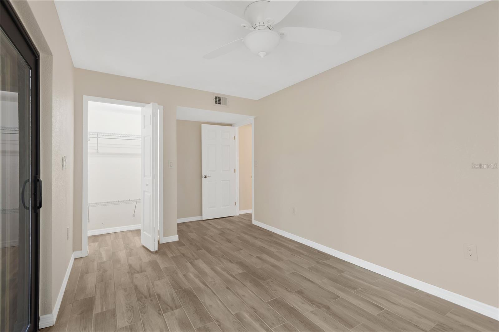 7520 SUNSHINE SKYWAY LN S #P5, ST PETERSBURG, FL — photo 32