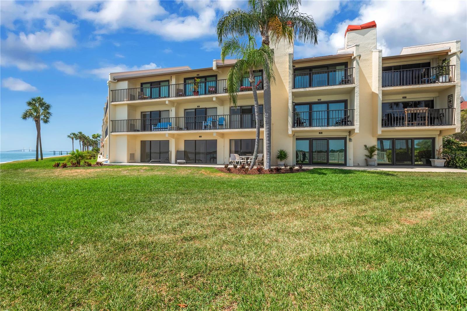 7520 SUNSHINE SKYWAY LN S #P5, ST PETERSBURG, FL — photo 39
